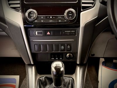 2021 Mitsubishi L200
