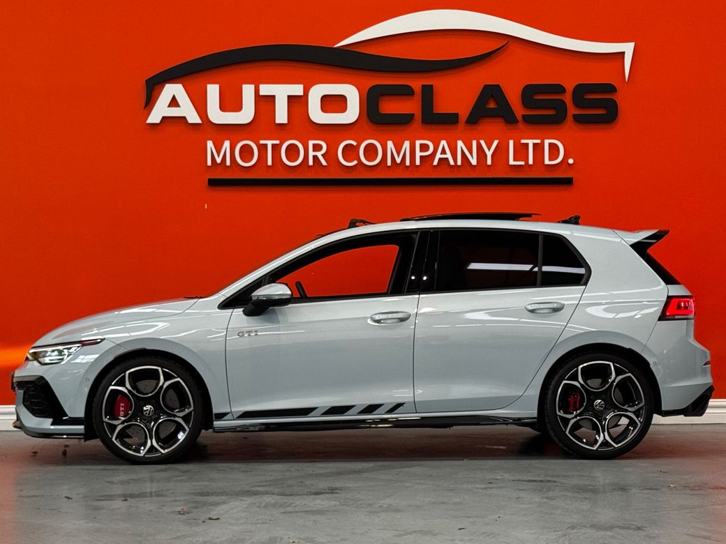 2025 Volkswagen Golf