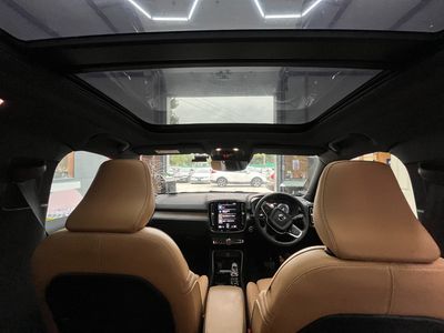 2021 Volvo XC40