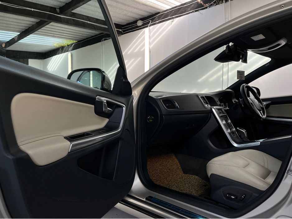 2016 Volvo S60