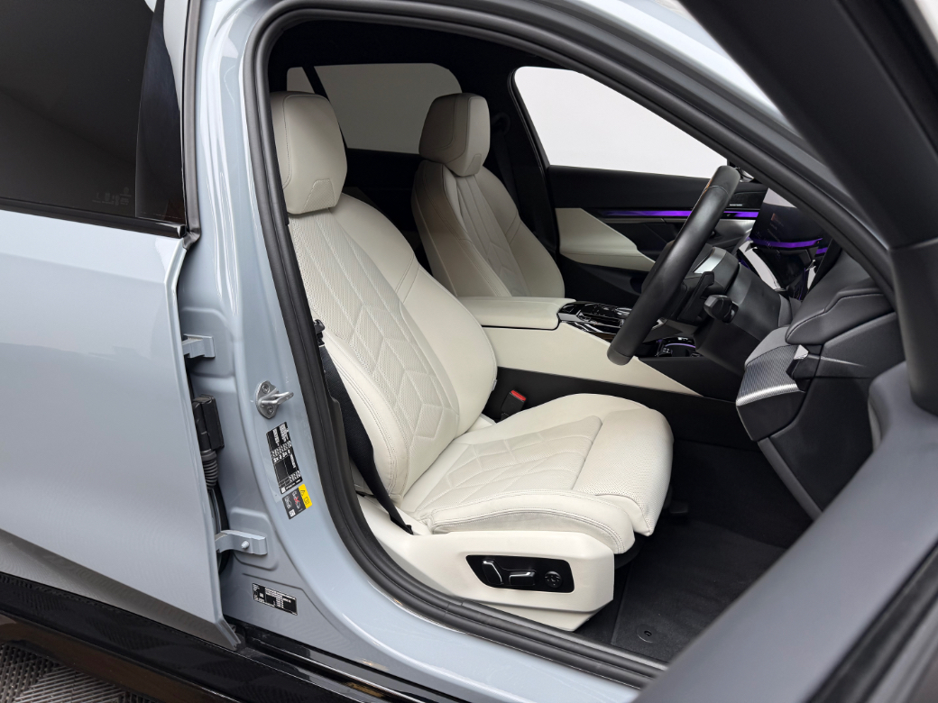 2025 BMW 5 Series