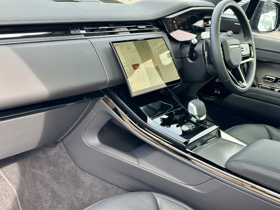 2026 Land Rover Range Rover Sport