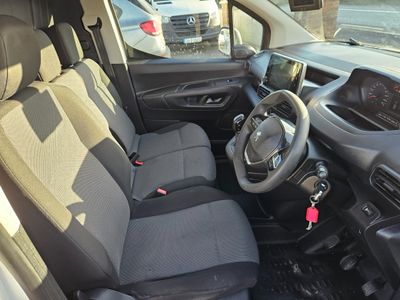 2020 Peugeot Partner