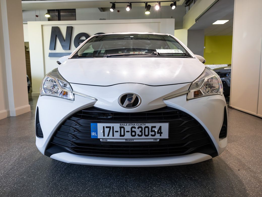 2017 Toyota Vitz
