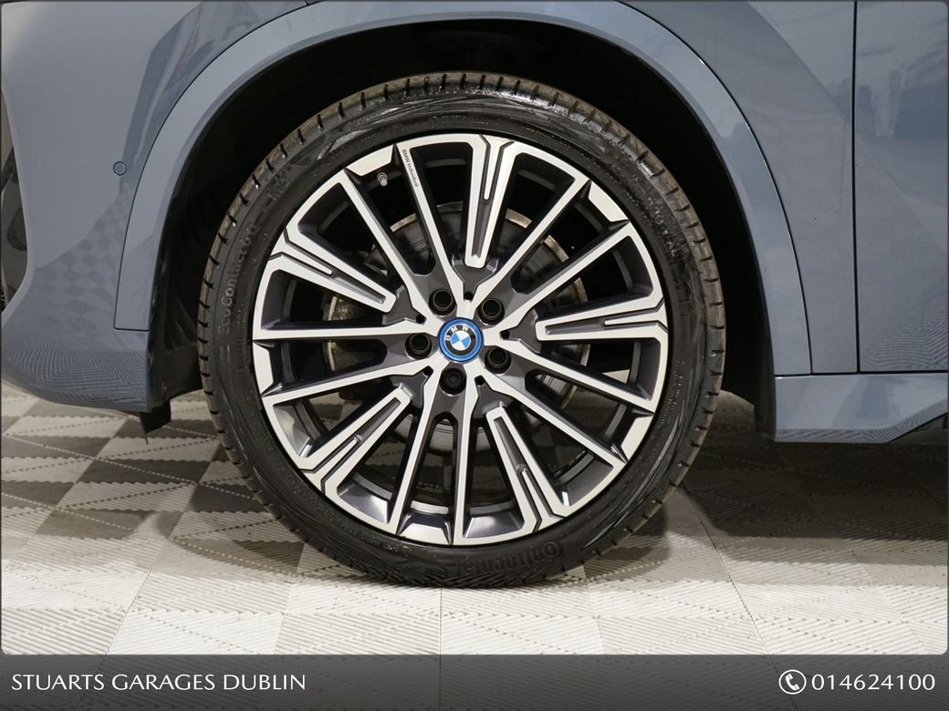 2023 BMW iX1