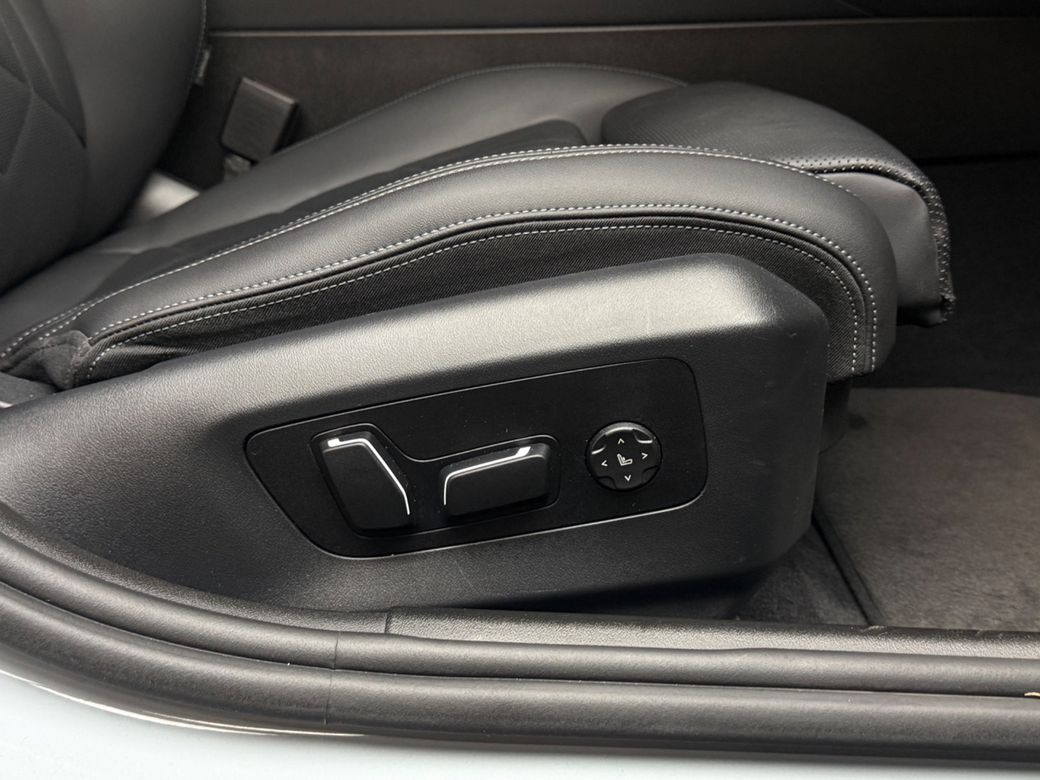2023 BMW i5