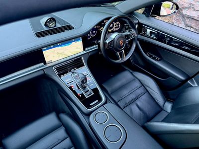 2018 Porsche Panamera