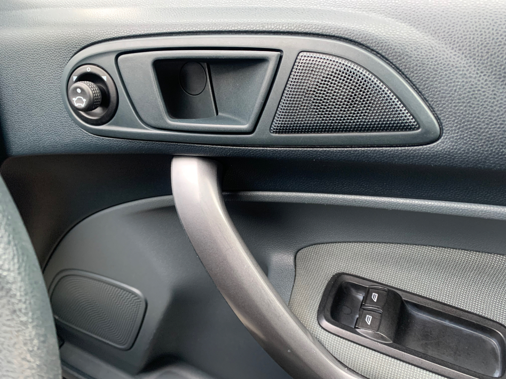 2012 Ford Fiesta