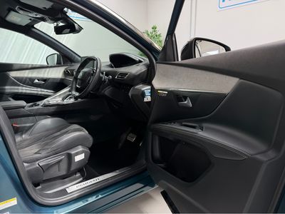 2020 Peugeot 5008