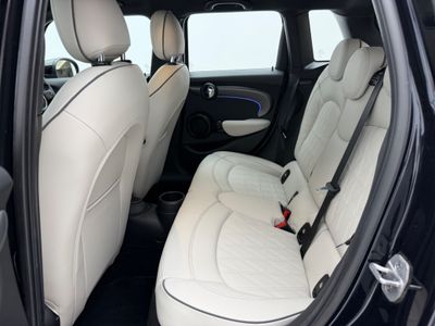 2022 Mini Hatch