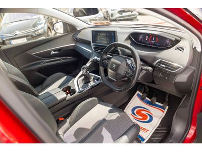 2022 Peugeot 5008