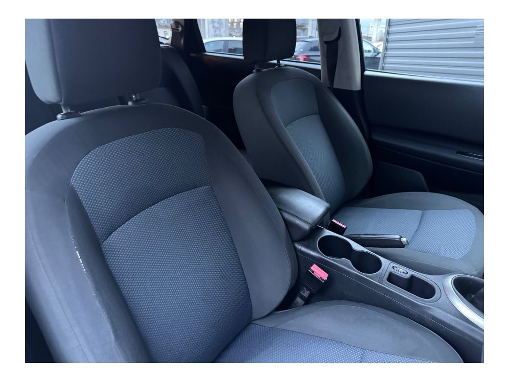 2013 Nissan Qashqai +2