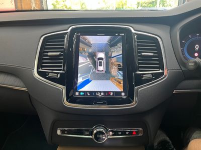 2023 Volvo XC90