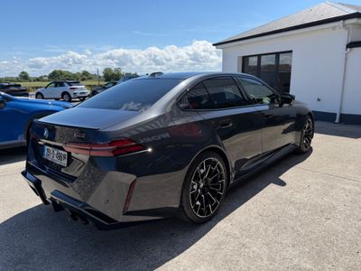 2025 BMW M5