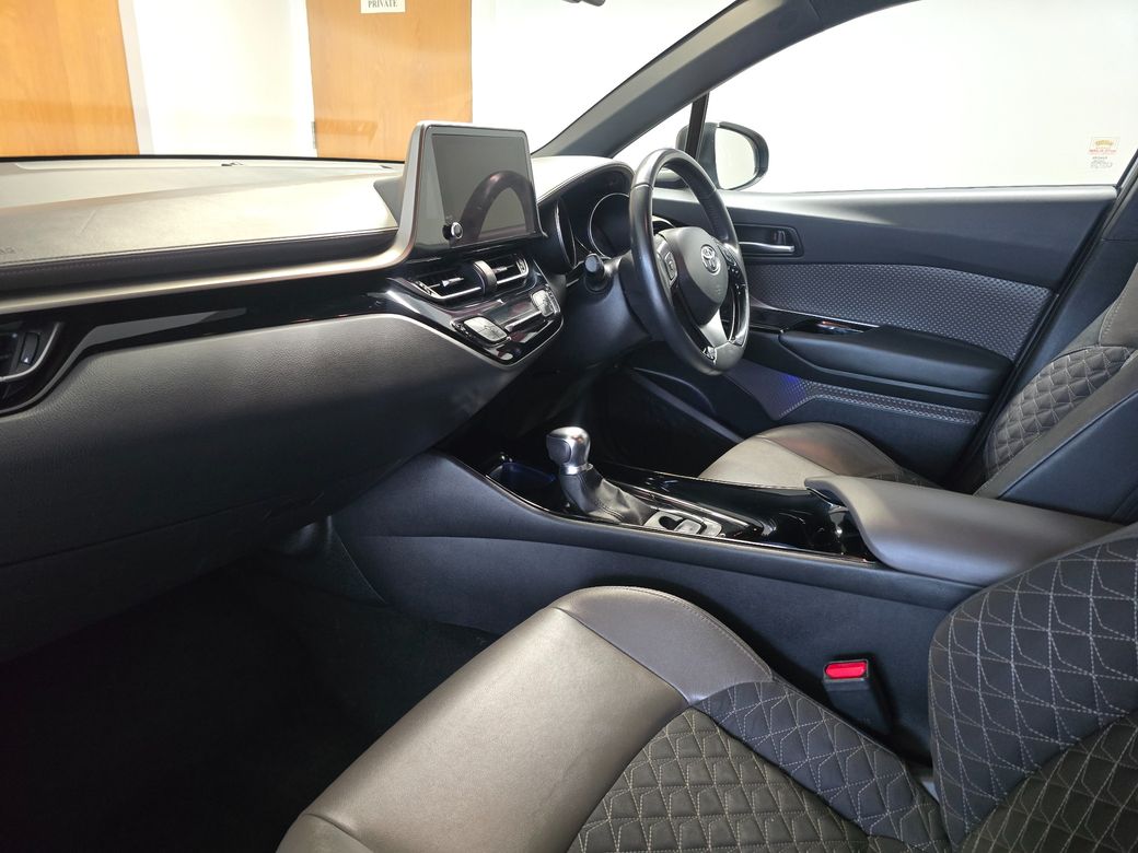 2023 Toyota C-HR