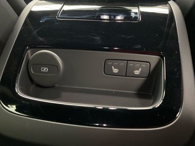 2025 Volvo V60