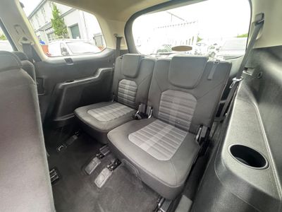 2017 Ford Galaxy