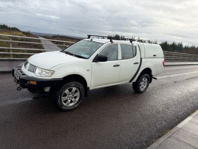 2015 Mitsubishi L200