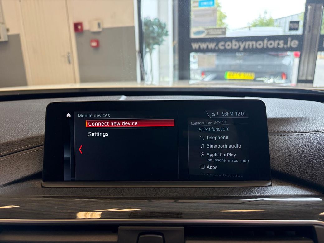 2018 BMW 330