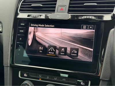 2018 Volkswagen Golf