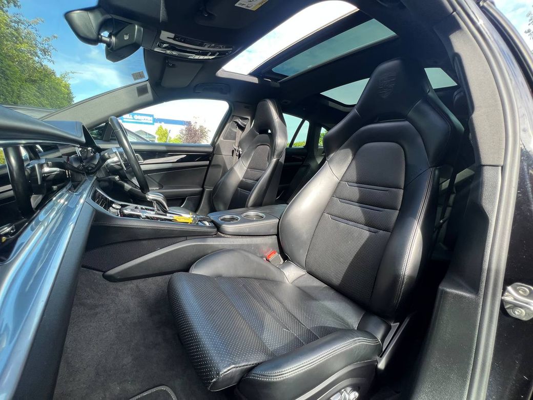 2019 Porsche Panamera