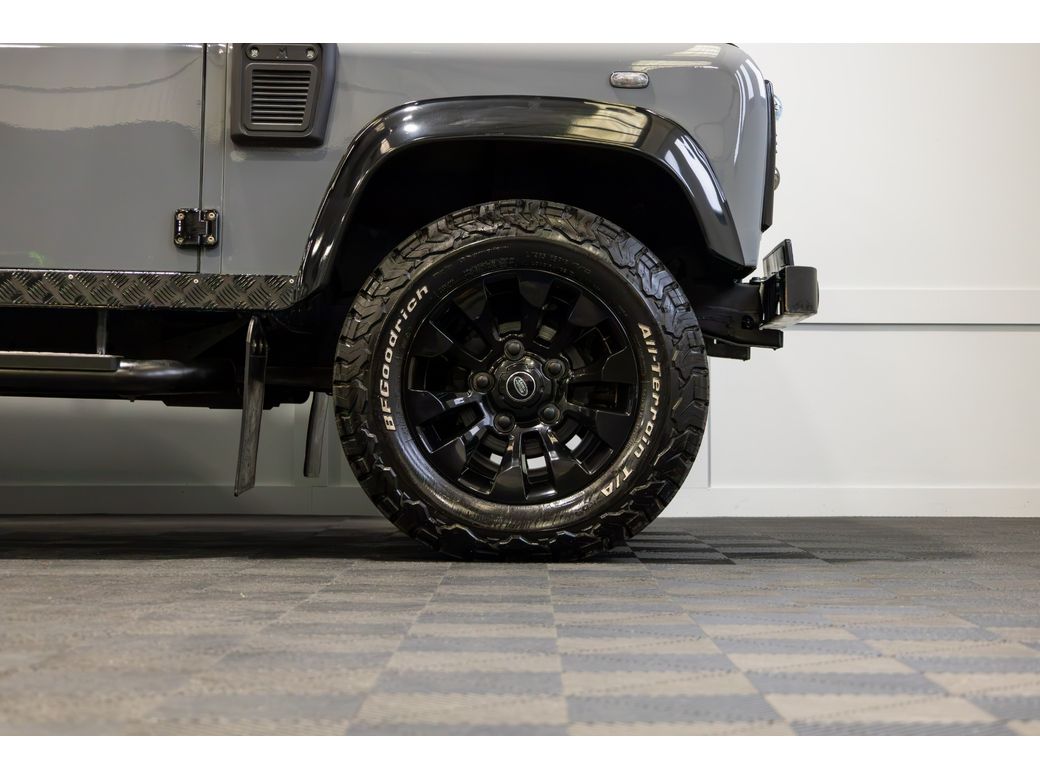 2017 Land Rover Defender