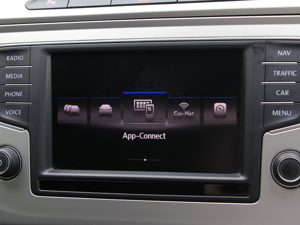 2017 Volkswagen Passat