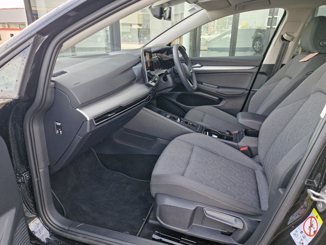 2025 Volkswagen Golf