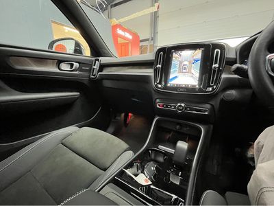 2023 Volvo XC40