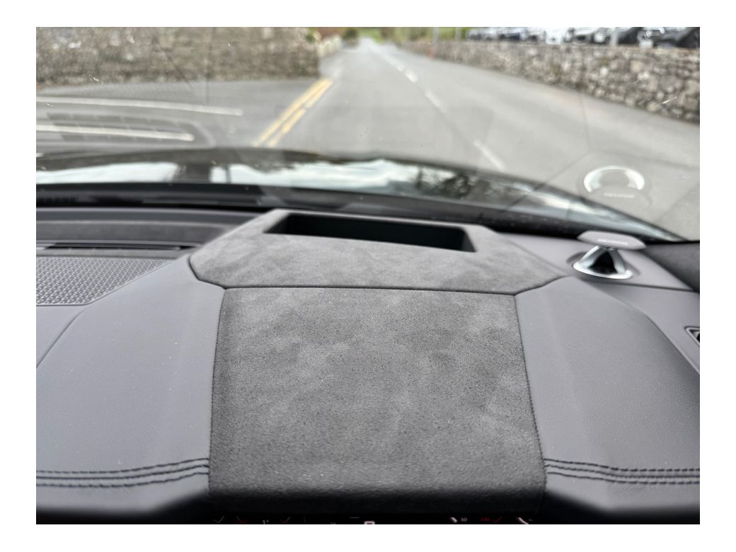 2025 Lamborghini Urus