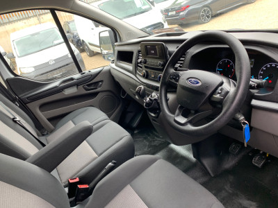 2023 Ford Transit Custom
