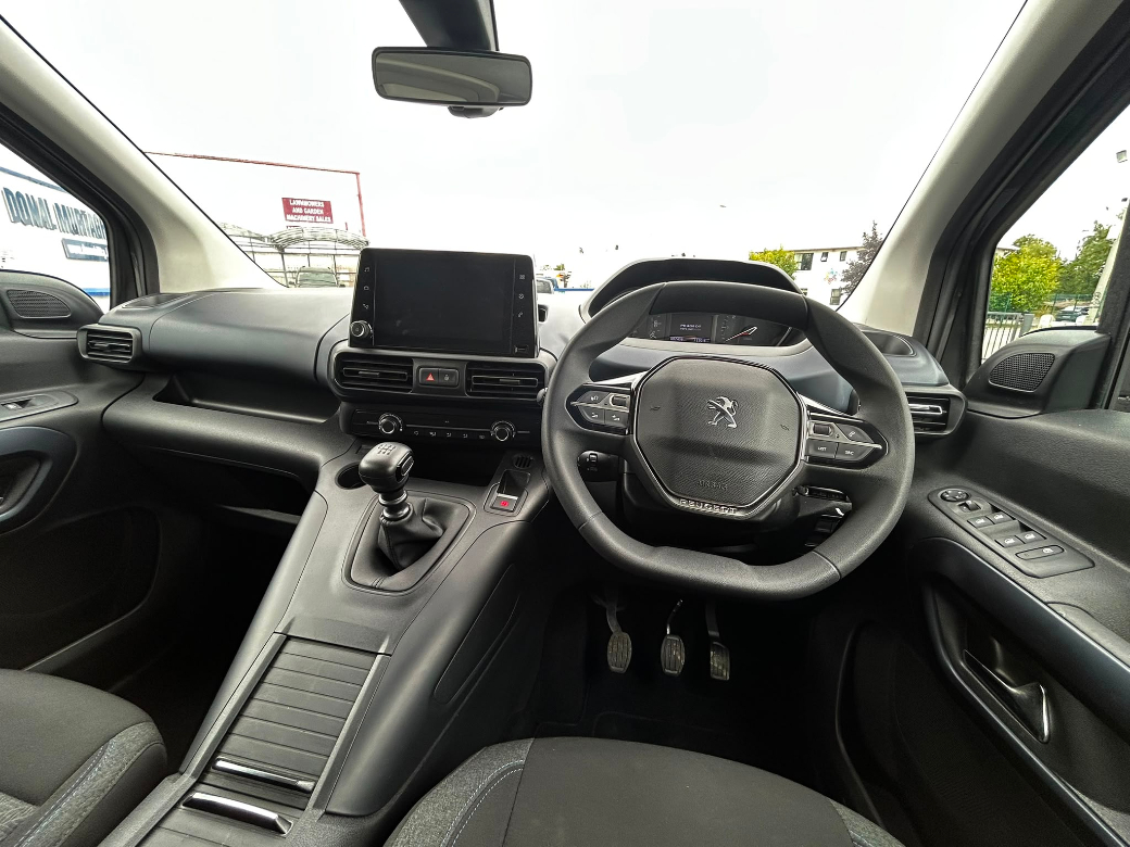 2023 Peugeot Rifter