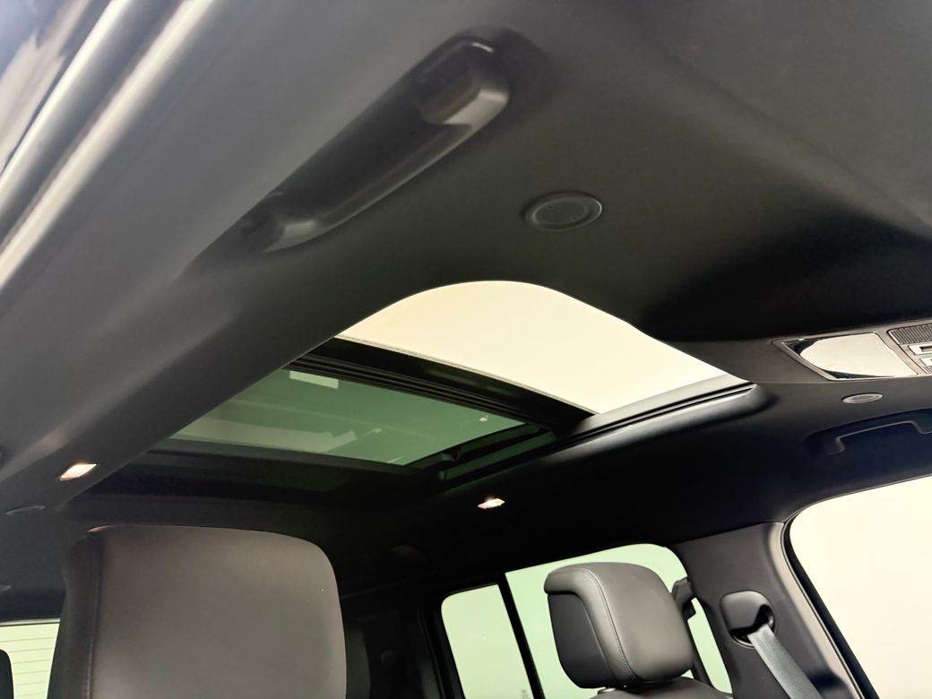 2025 Land Rover Defender