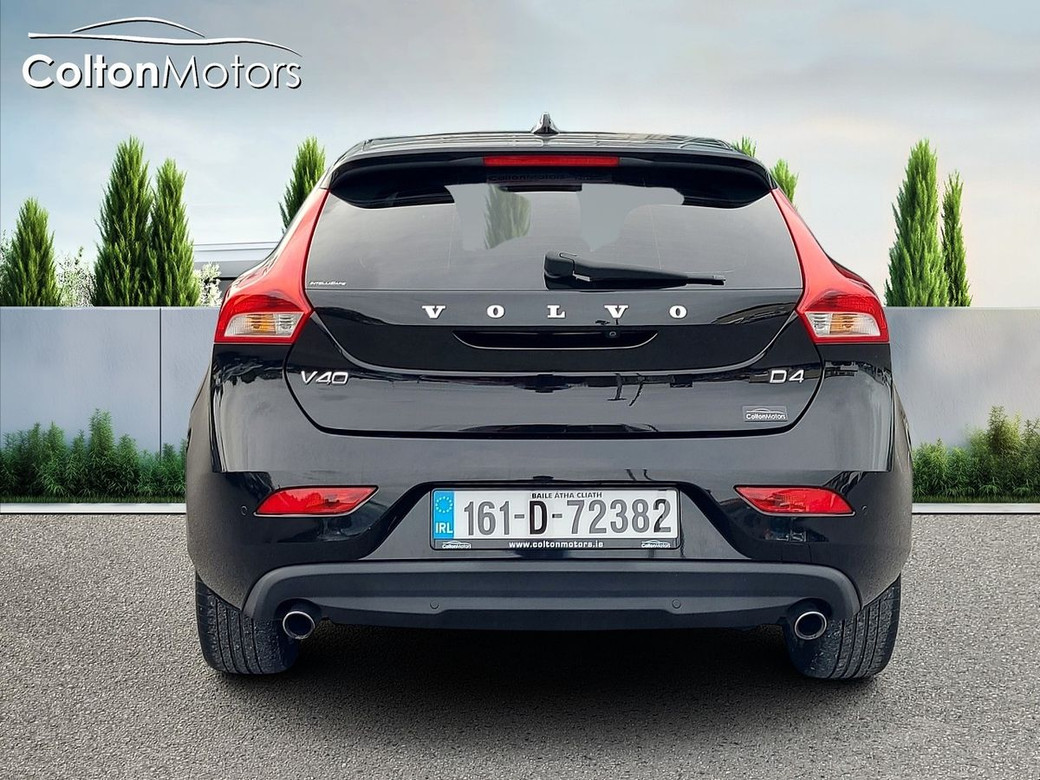 2016 Volvo V40