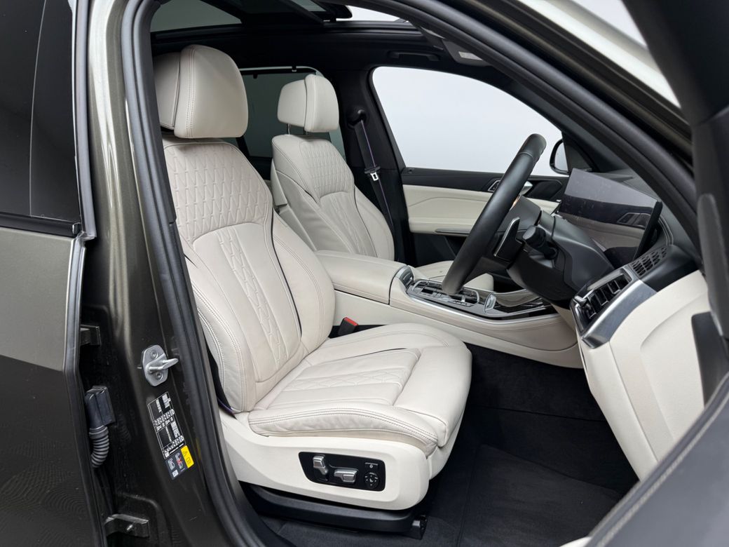 2025 BMW X5