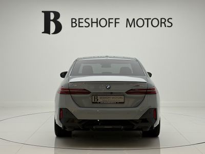 2025 BMW i5