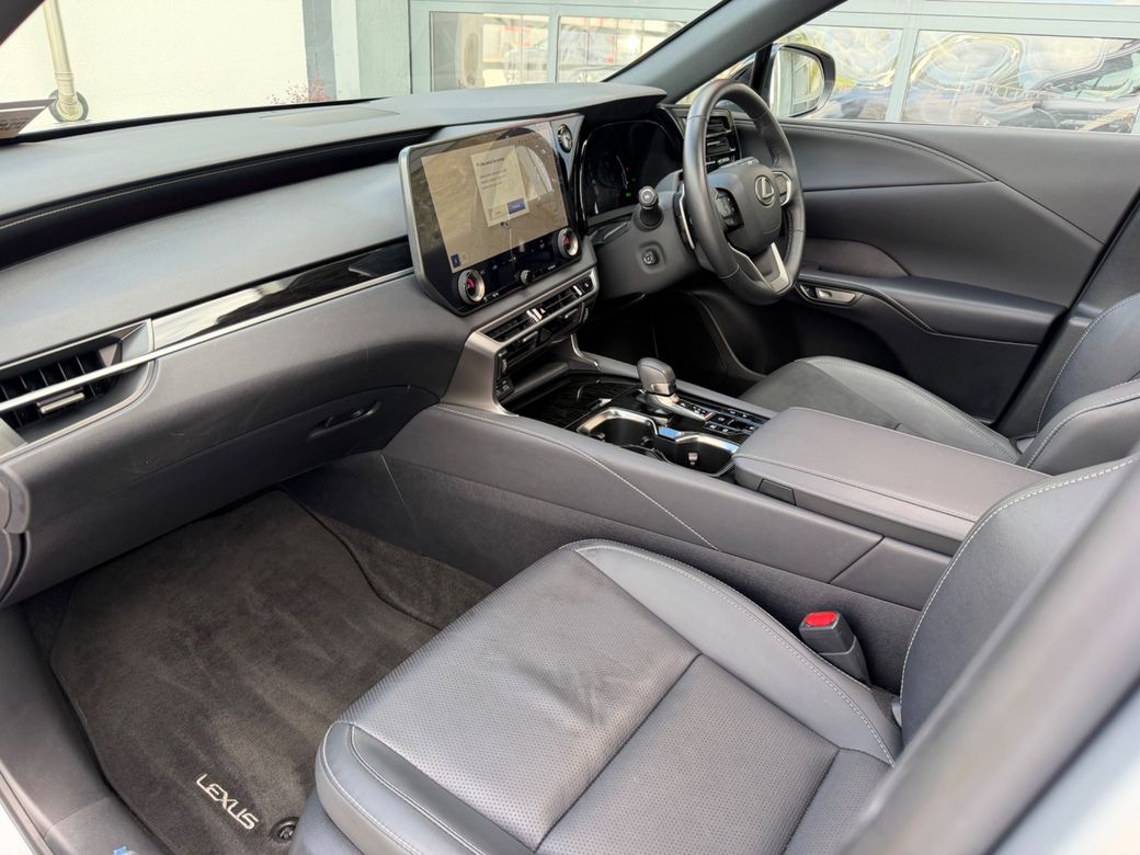 2024 Lexus RX450h+