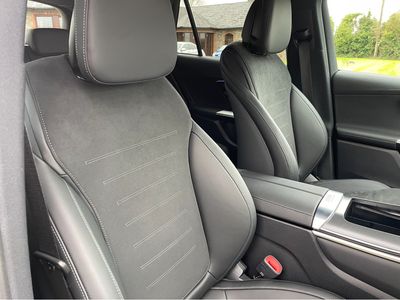 2025 Mercedes-Benz GLC Class