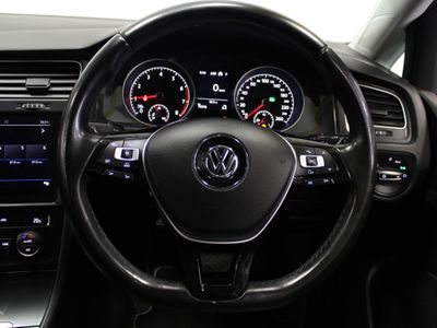 2017 Volkswagen Golf