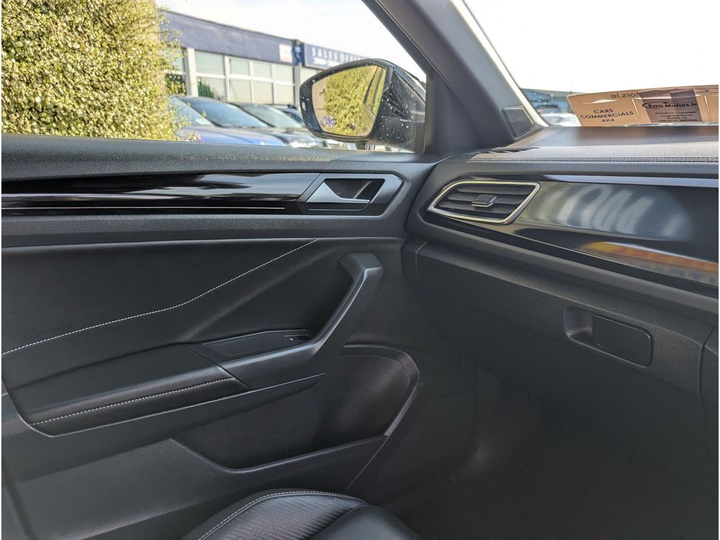 2023 Volkswagen T-Roc