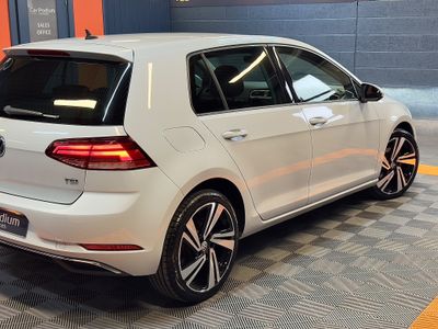 2017 Volkswagen Golf