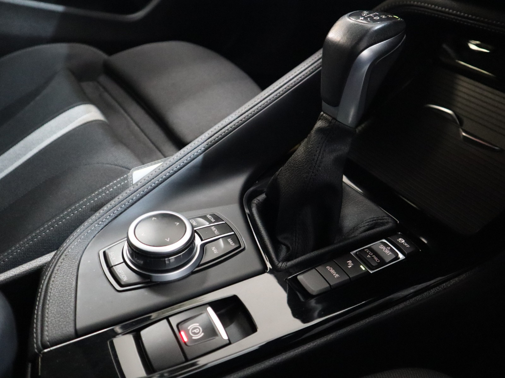 2022 BMW X2