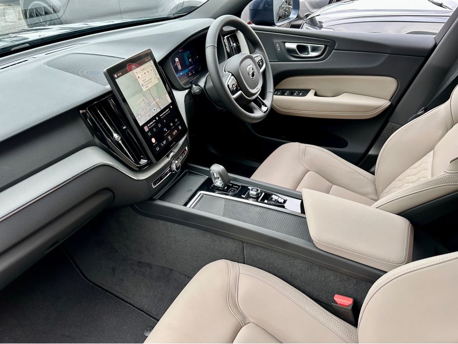 2025 Volvo XC60