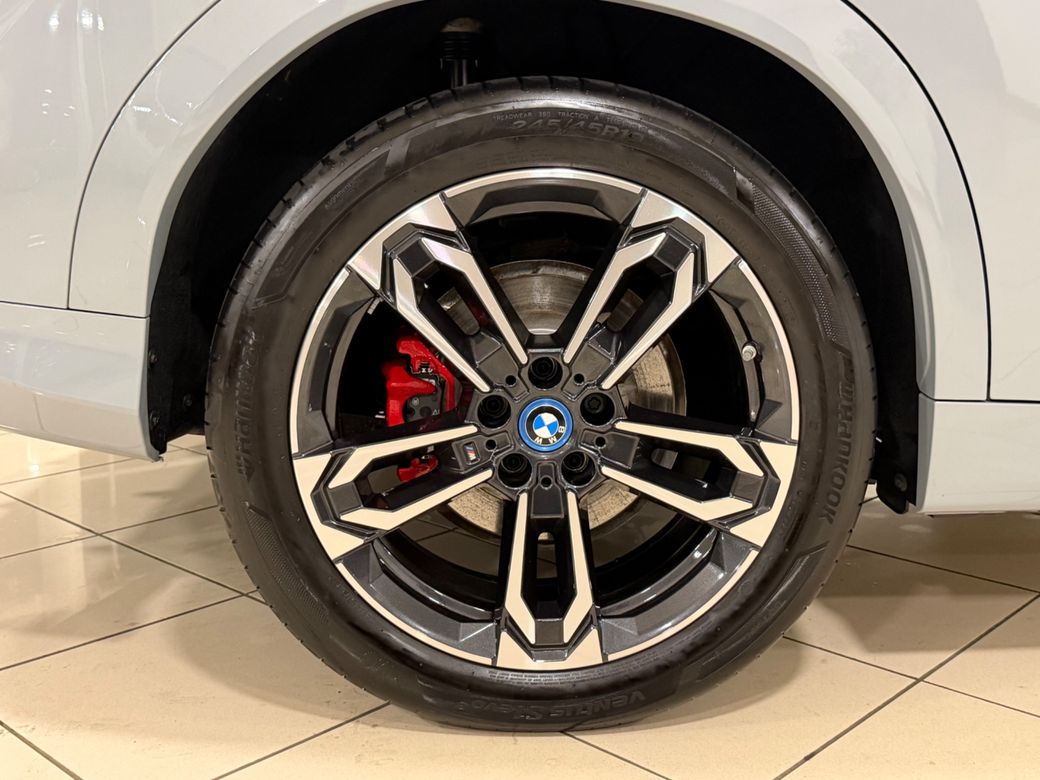 2025 BMW iX2