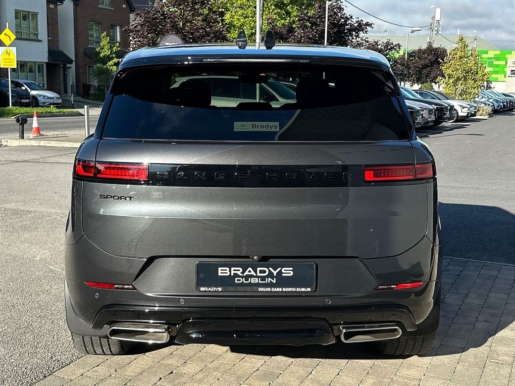 2025 Land Rover Range Rover Sport