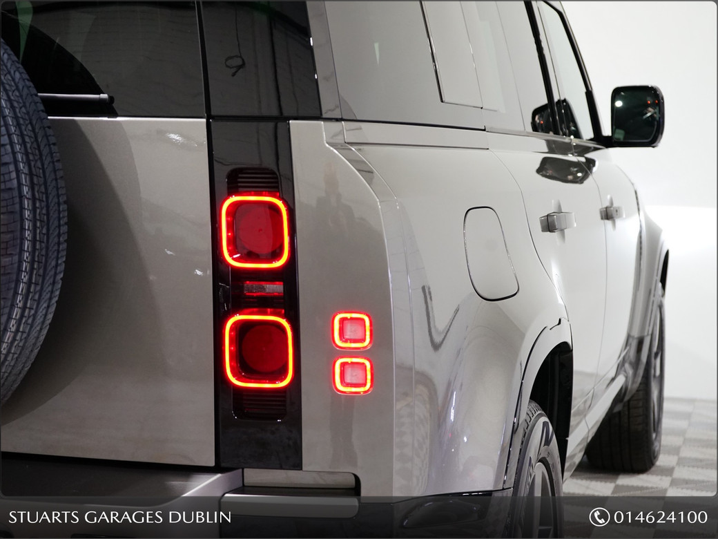 2025 Land Rover Defender