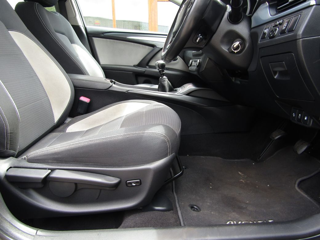 2016 Toyota Avensis