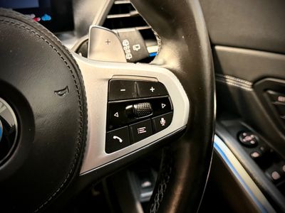 2023 BMW 320