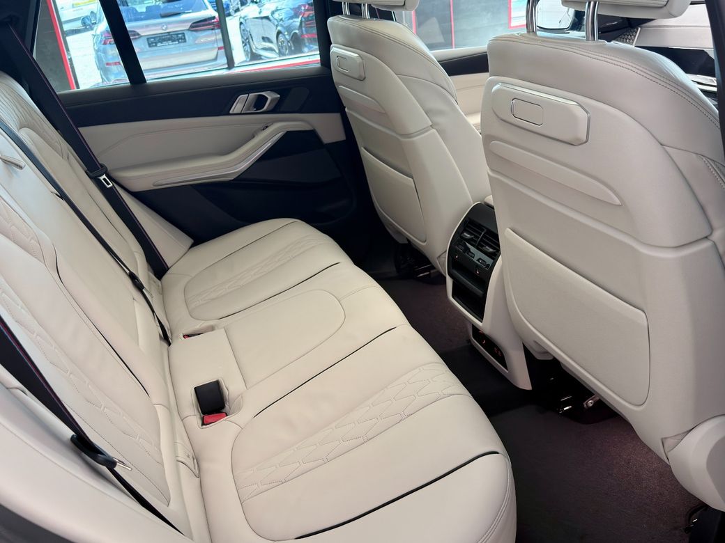 2023 BMW X5