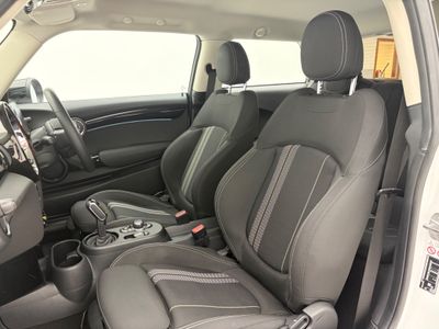 2023 Mini Hatch